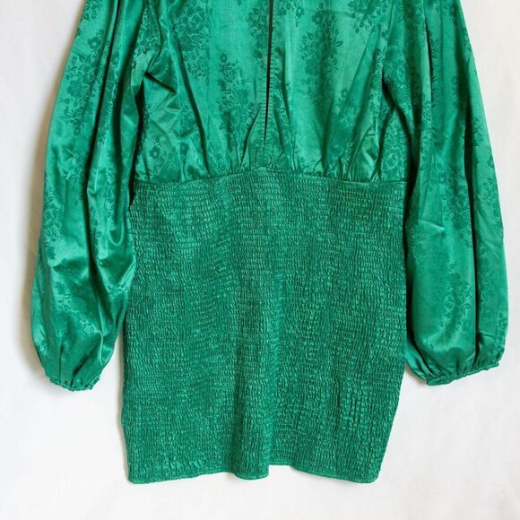 NWT Miss Lola Plus Sz 2X Dress Green Satin Smocked Floral Plunging V Neck Dress - Picture 6 of 9